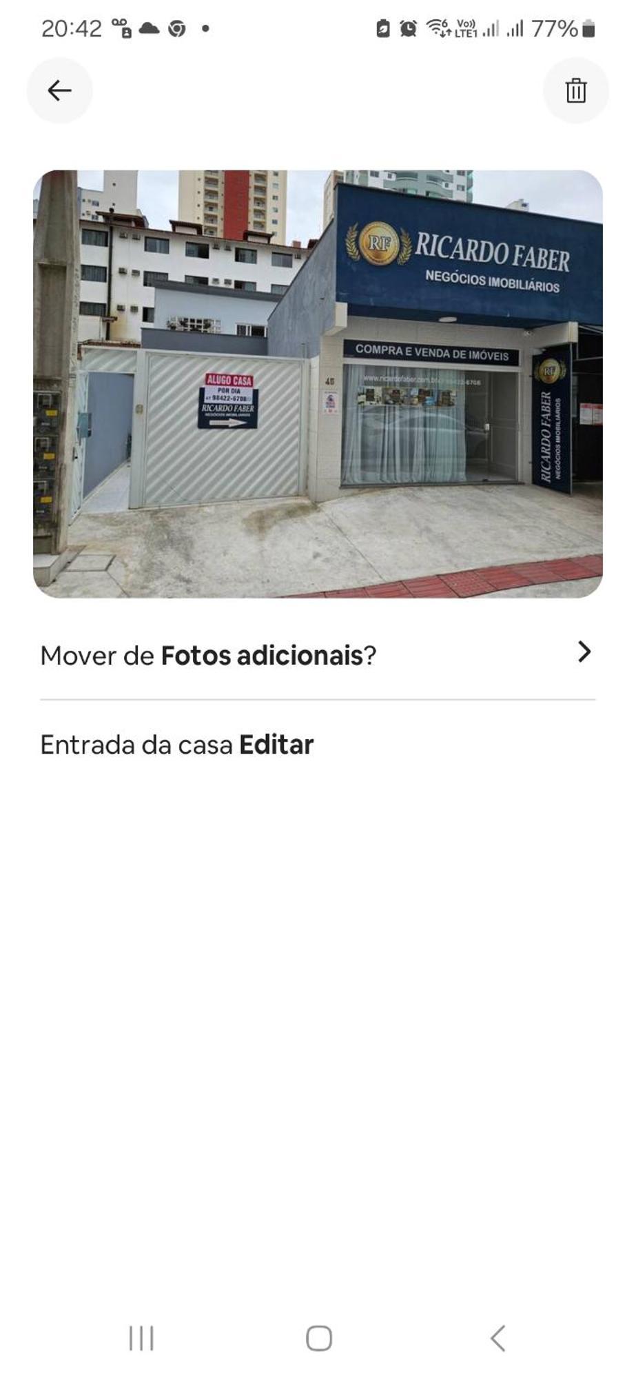Casa de férias House With Swimming Pool By The